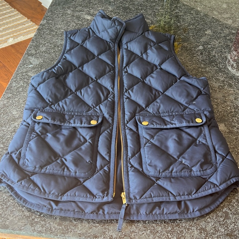 J crew navy quilted vest